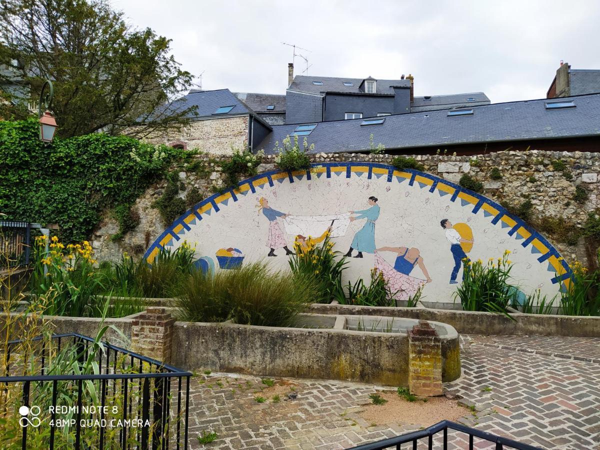 Bel Appartement A Honfleur Exterior foto